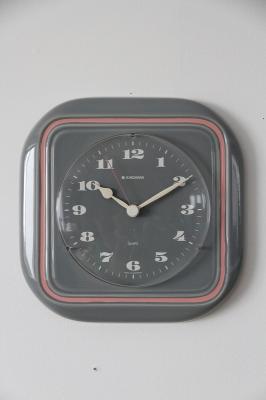 掛時計　JUNGHANS　ドイツ　ヴィンテージ